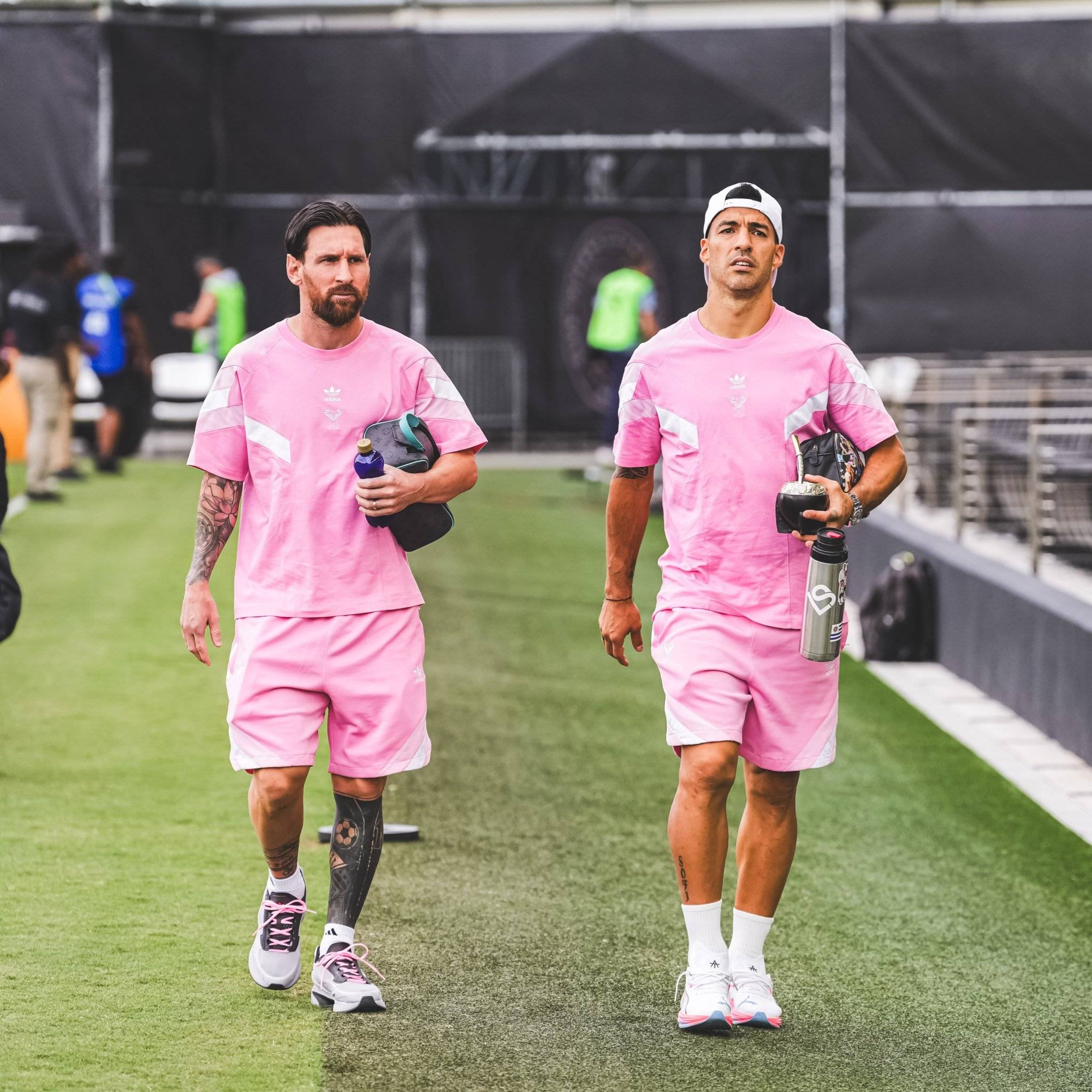 巴黎圣日耳曼发布备战花絮；清晨扳平良机；德国杯任务艰巨；身体对抗强度拉满(巴黎圣日耳曼在哪个国家)-皇冠体育APP